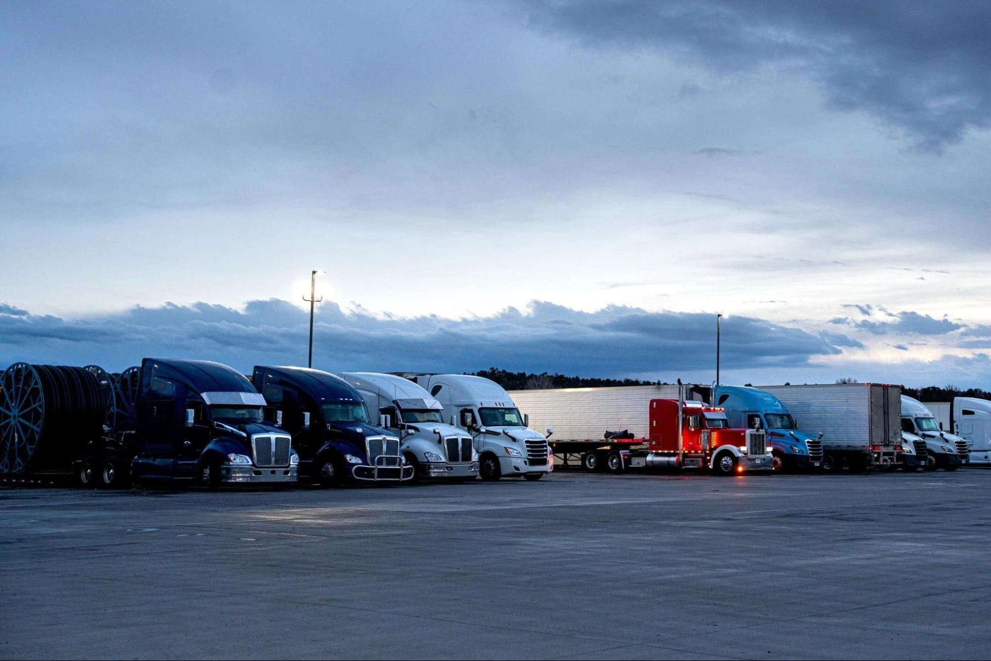A Digital Tool Targets America’s Persistent Truck Parking Problem