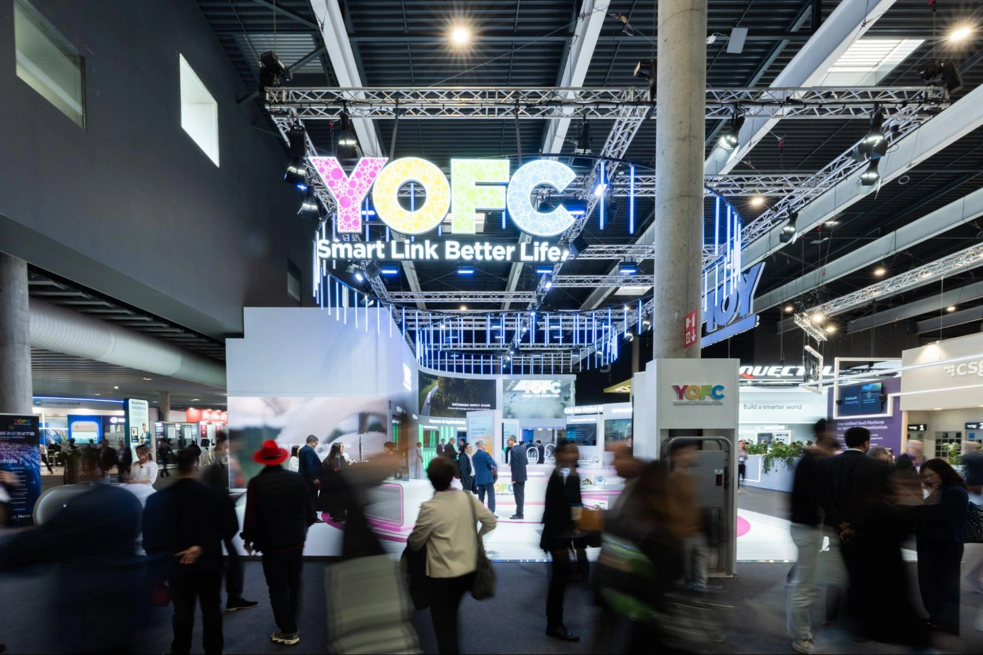 YOFC Bets on Hollow-Core Fibre for the AI Era