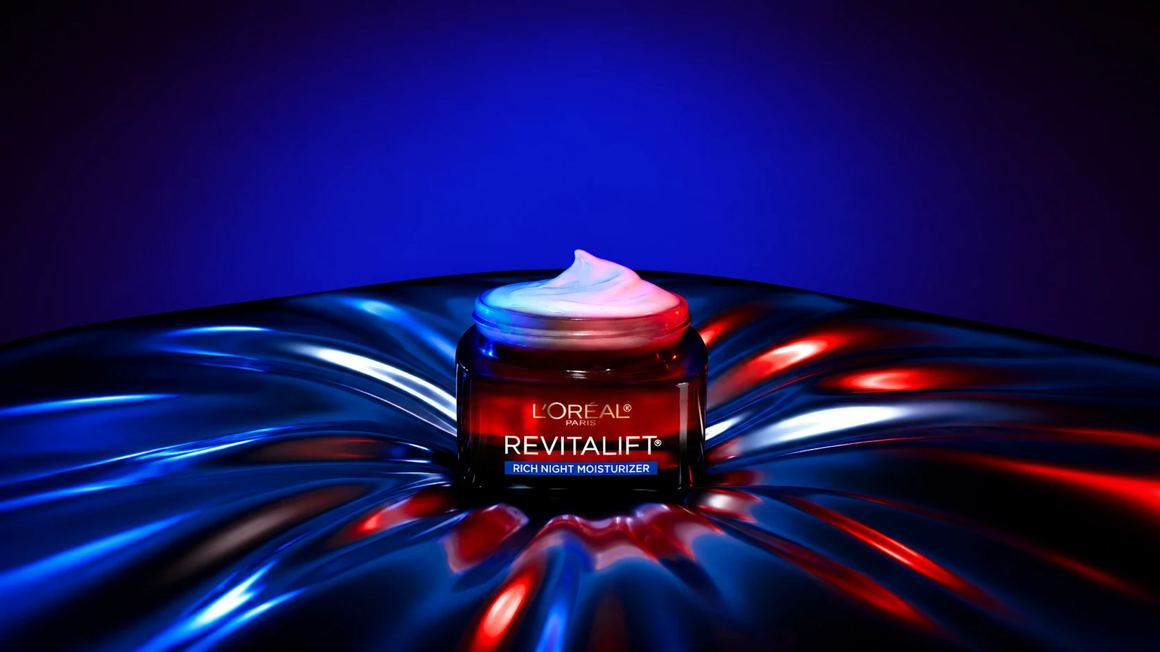 L’Oréal Paris Adds Richer Texture to Its Revitalift Nighttime Strategy