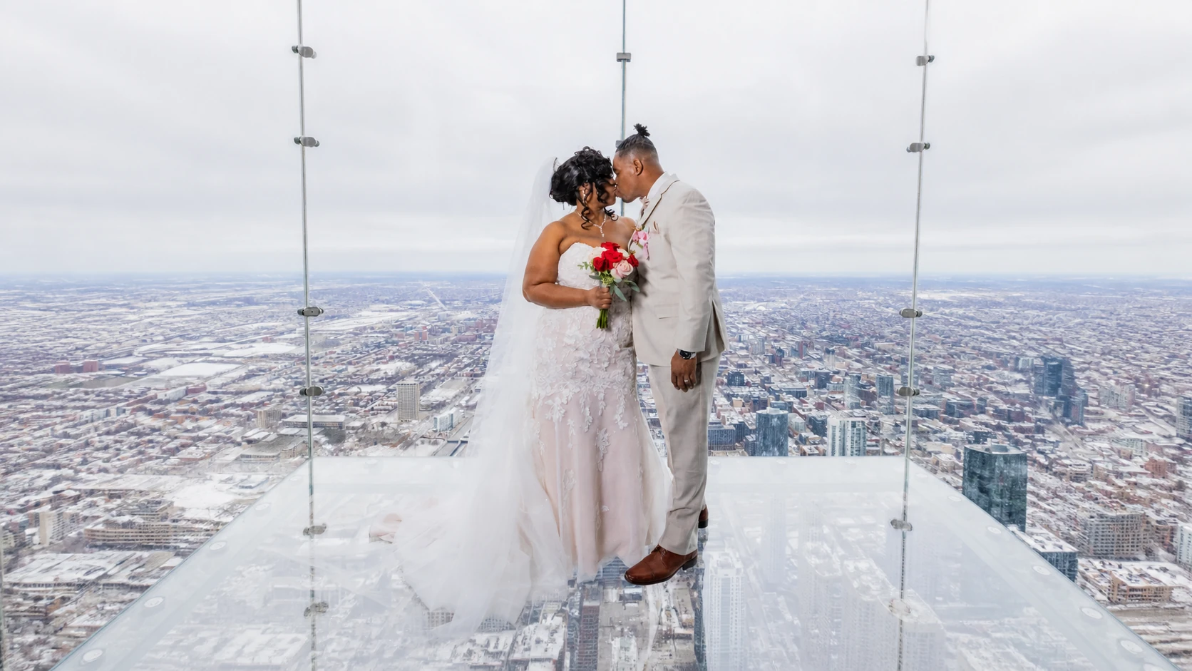 Skydeck Chicago Turns Valentine’s Day Into A High-Altitude Wedding Experience